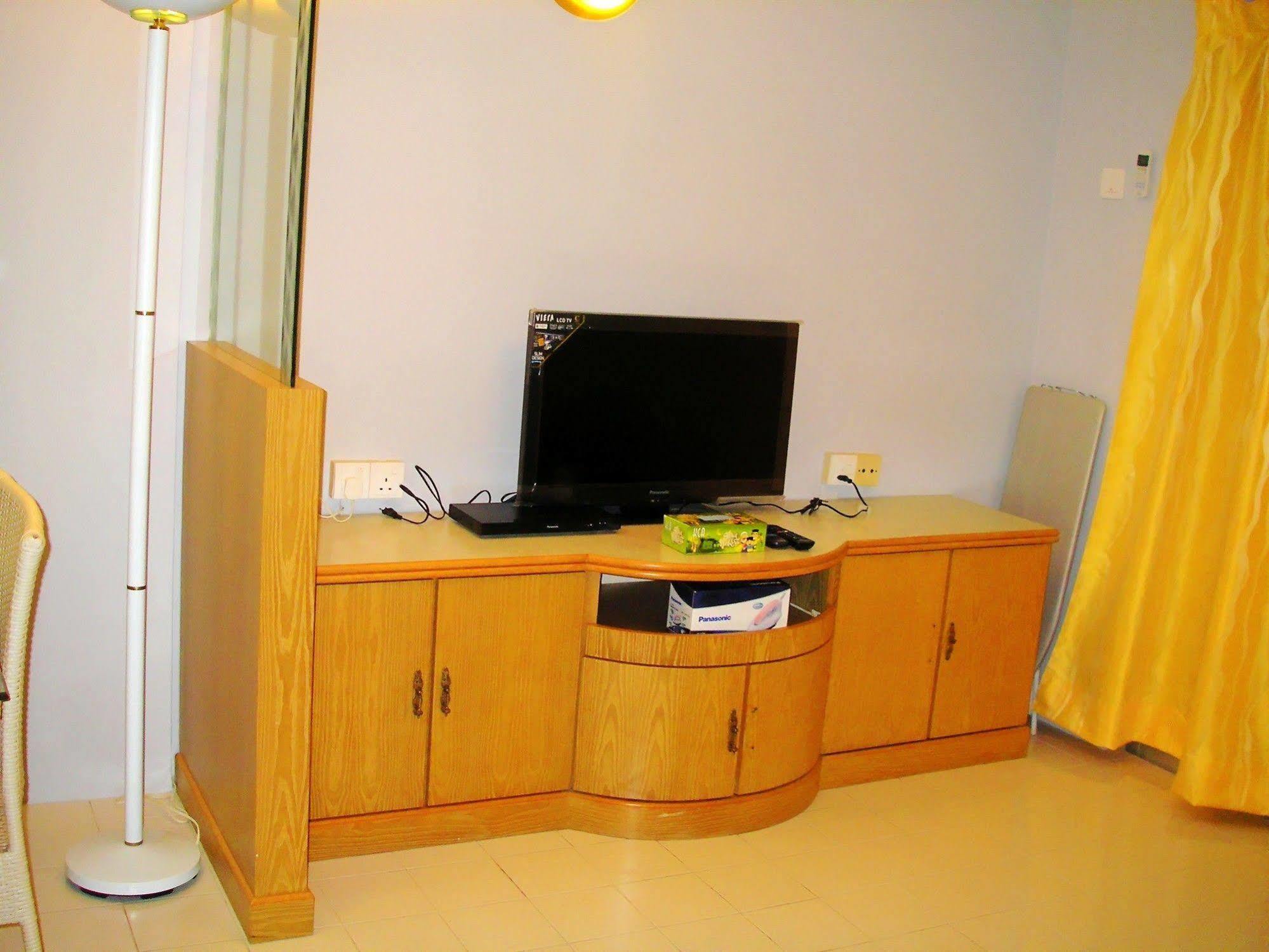 Malacca Hotel Apartment Экстерьер фото